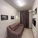 Sm905 Flat Regiao Central Prox Embaixada Americana